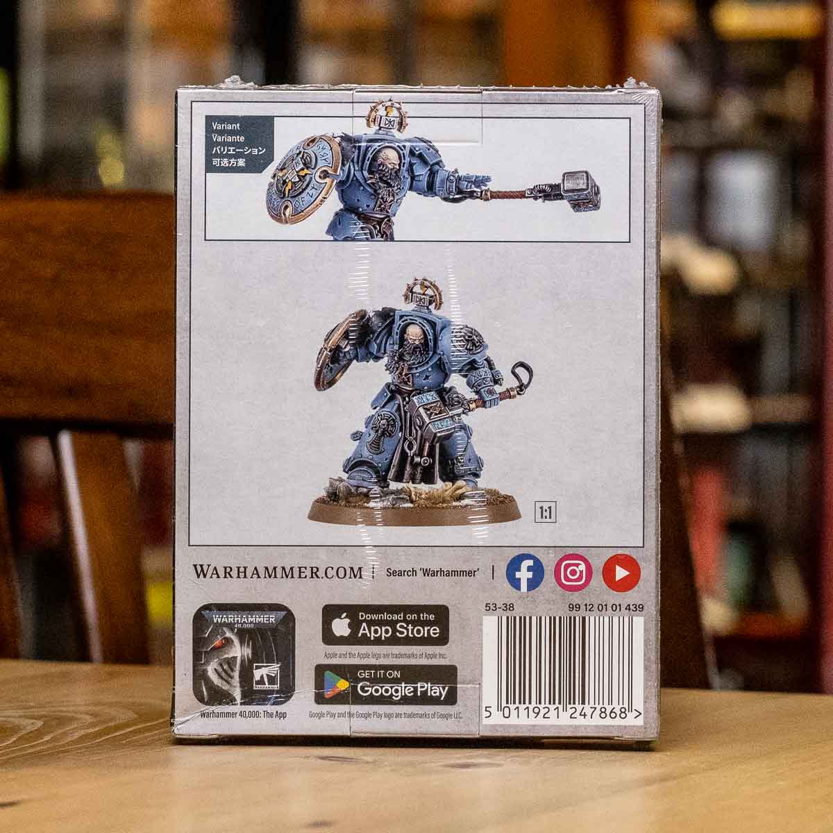 Warhammer 40K - Arjac Rockfist - Image 2